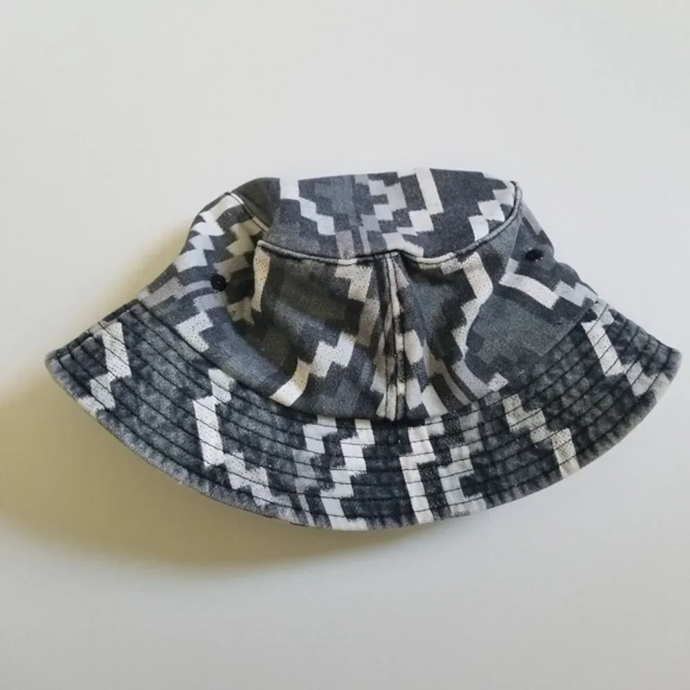 Cotton On Y2K Gray Bucket Hat